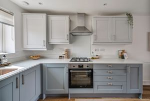 Photo 9- click for photo gallery